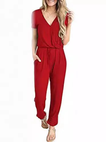 Mono mujer manga corta escote v profundo pierna recta verano casual urbano outfit
