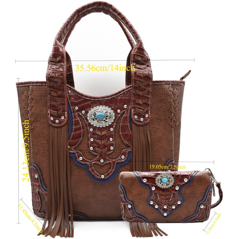Bolso western cowgirl flecos tejidos detalles conchos metálicos
